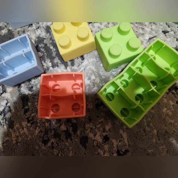 Infantino Super Soft 1st Building Blocks Easy To Grip, Teethable & BPA-Free - Picture 3 of 5